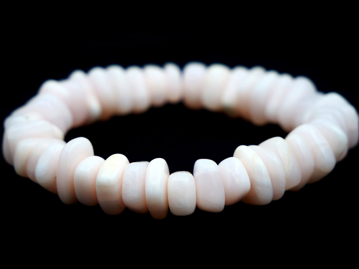 Bracelet en manganocalcite (calcite rose manganifère)