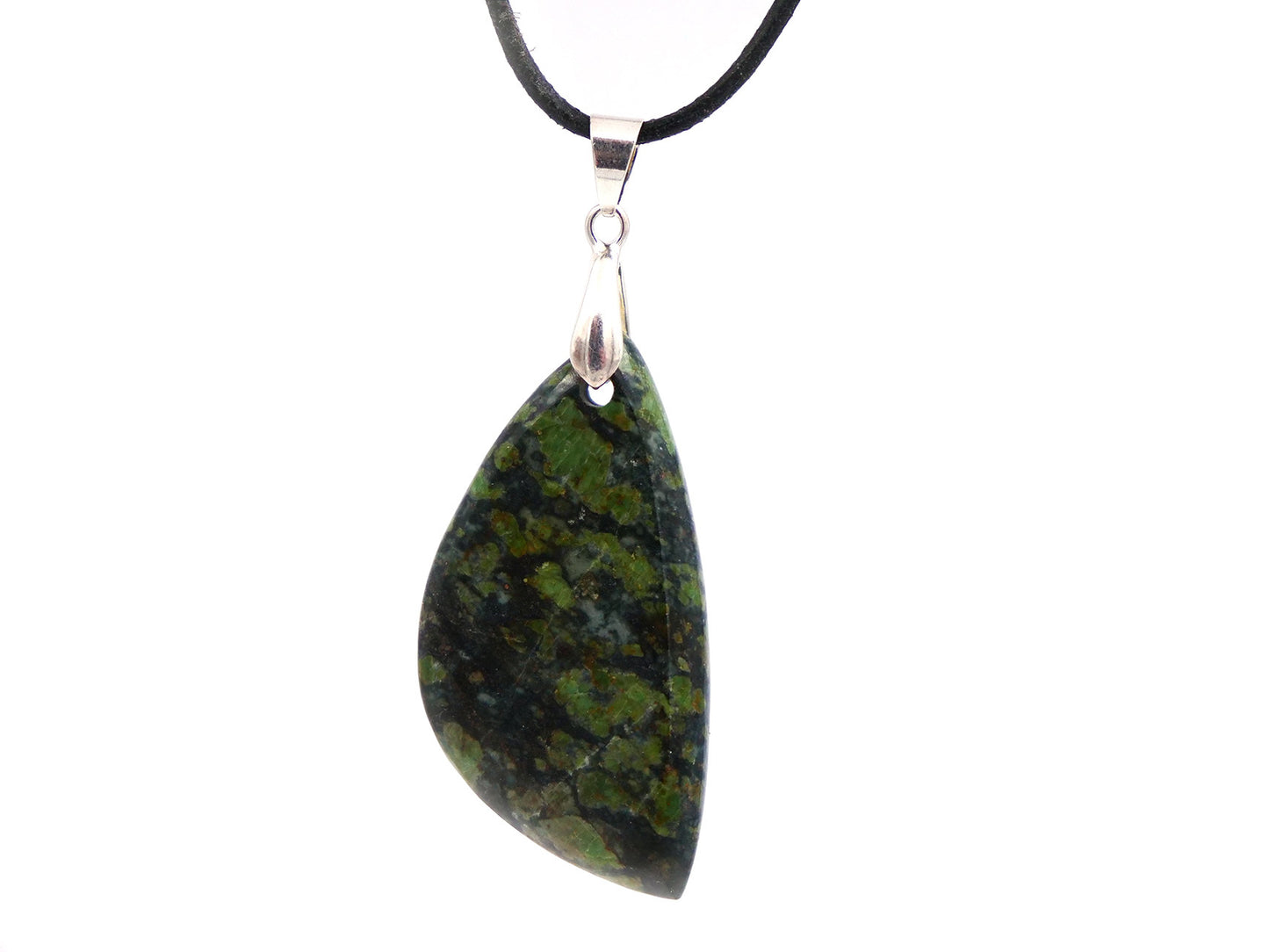 Smaragdite / Gabbro de l'Allalin de Suisse - Pendentif