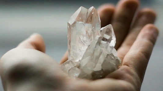 Le cristal de roche, clarté et énergie pure