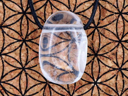 Cristal de roche (quartz) - Pendentif pierre percée