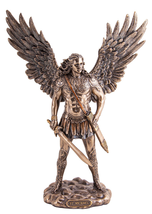 St. Michel en résine, 27,5 cm