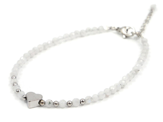 Bracelet en labradorite blanche "Pierre de lune" - 3mm facetté avec cœur et chaînette