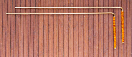 34 cm - Baguettes de sourcier / radiesthésie / Hartmann en laiton avec poignées en cuivre