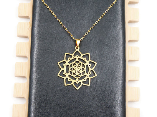 Pendentif fleur de lotus avec chaînette en acier - Doré
