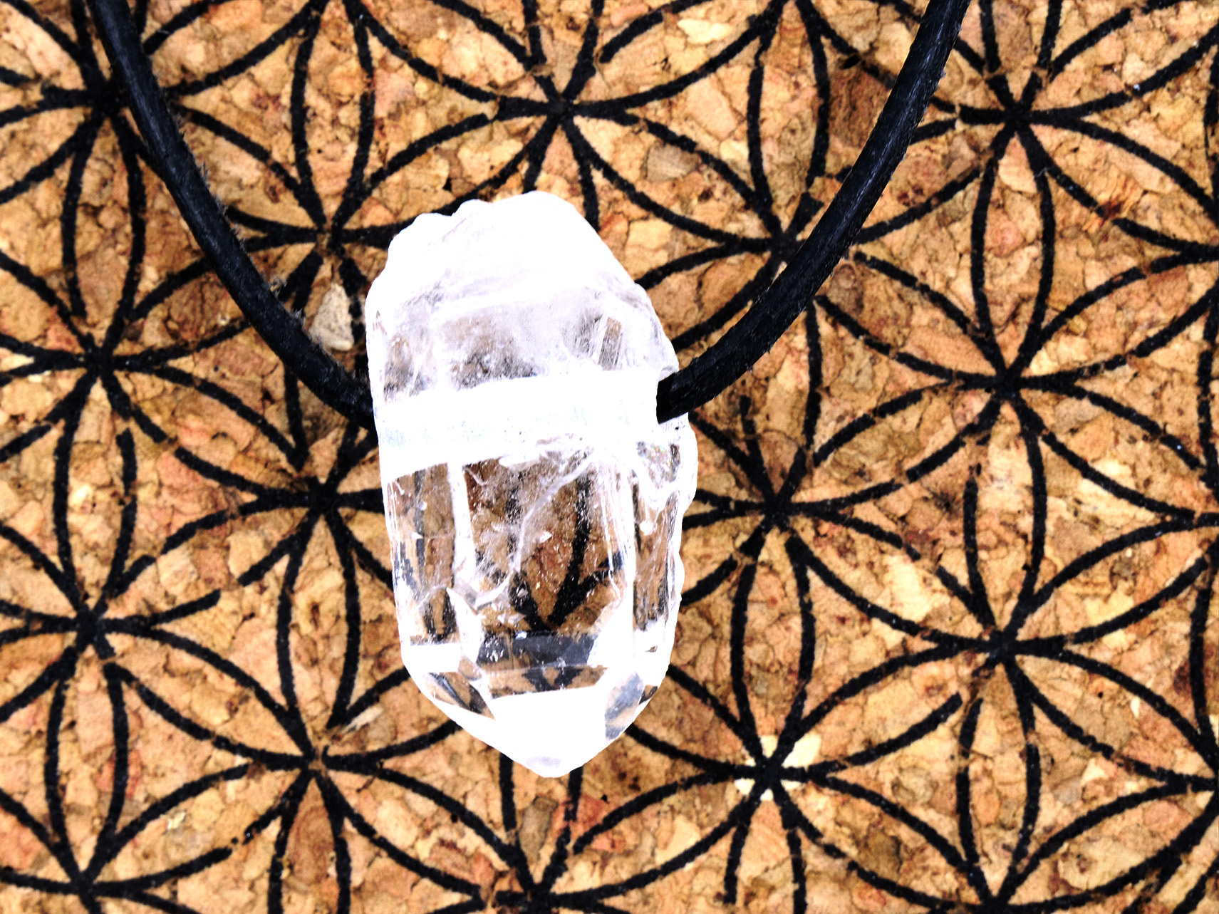 Pointe de cristal de roche (quartz) - Pendentif pierre percée