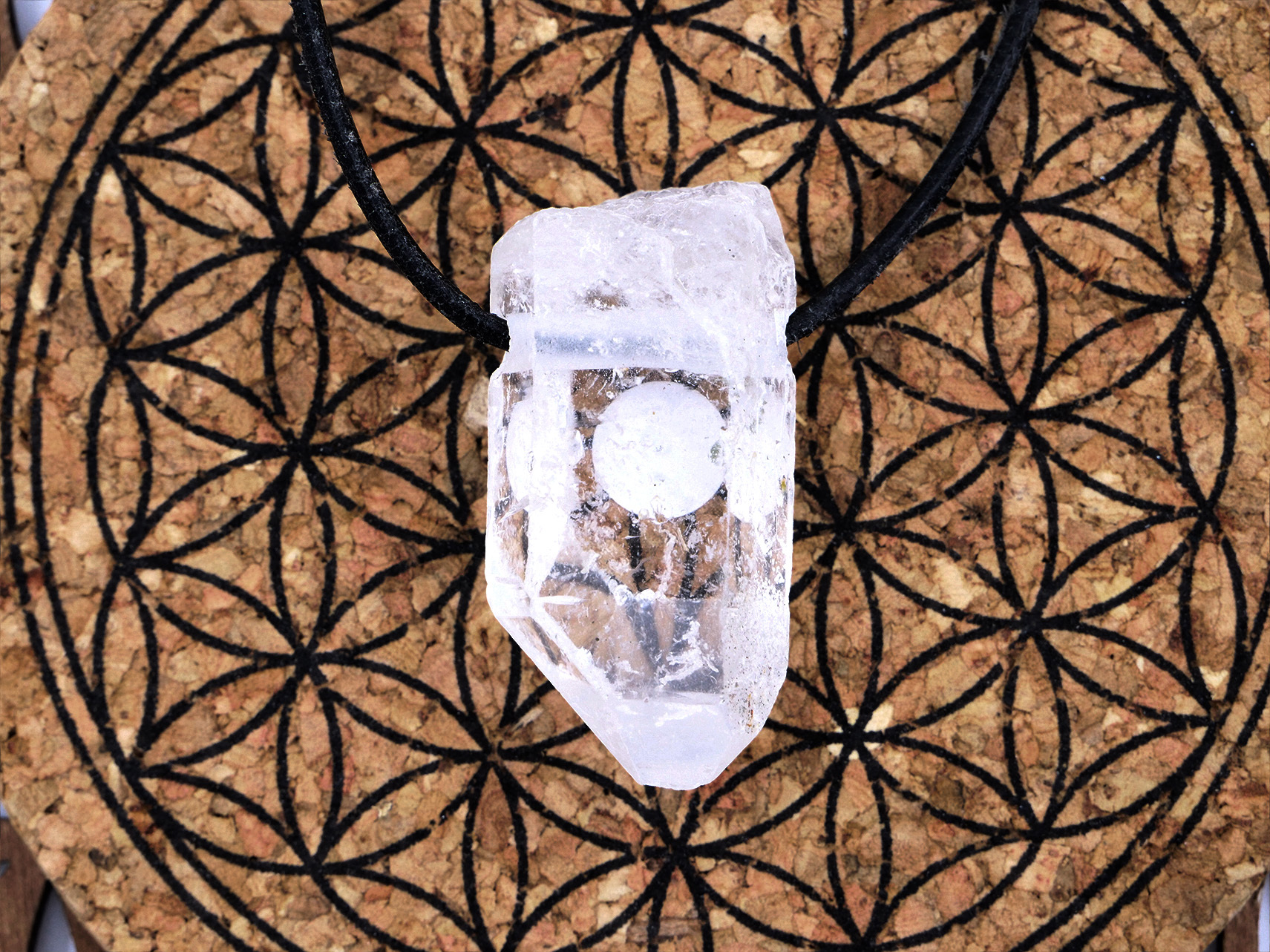 Pointe de cristal de roche (quartz) - Pendentif pierre percée